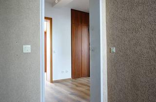 Wohnung mieten in 42119 Elberfeld, Begrüßen Sie das Neue Jahr in Ihrer neuen Wohnung: Uni Nähe, 1. OG, für 2 Personen
