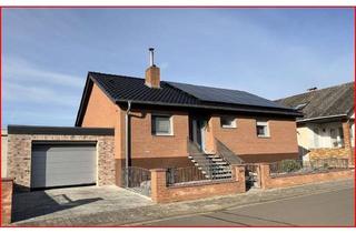 Haus kaufen in 67578 Gimbsheim, Bungalow mit Pool und großem Garten in ruhiger Wohnlage