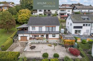 Einfamilienhaus kaufen in 79541 Lörrach, Familienfreundliches Einfamilienhaus mit Balkon, Garten und Garage in Lörrach