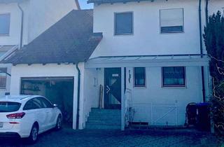 Haus mieten in Primelweg, 89584 Ehingen, Das Reihenhaus liegt in hervorragender ruhiger Lage im Berkacher Grund in Ehingen.