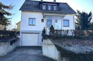 Haus mieten in Schalkweg, 74211 Leingarten, Freistehendes Einfamilienhaus mit großem Garten