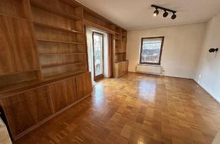 Doppelhaushälfte kaufen in 84489 Burghausen, Solide Doppelhaushälfte zentral gelegen-mit Potenzial