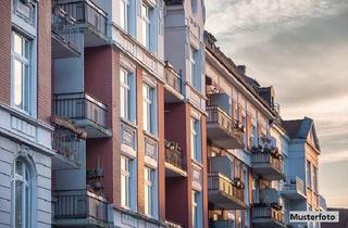 Mehrfamilienhaus kaufen in 47167 Duisburg, Mehrfamilienhaus-Komplex mit Garagen