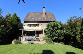 Anlageobjekt in 51371 Leverkusen, Wohn- und Investitionsobjekt in Rheindorf-Süd: 6 Wohneinheiten, schönes Grundstück, 2 Garagen