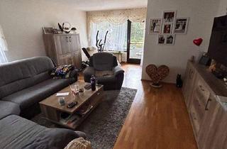 Wohnung kaufen in 96450 Coburg, Coburg - Gepflegete und Zentrale 3-Zimmer-Wohnung im Erdgeschoss mit Balkon + Tiefgaragenstellplatz