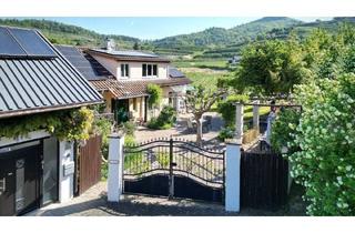 Haus kaufen in 79235 Vogtsburg, Vogtsburg i.K. / Bickensohl - Ehemaliger Winzerhof in traumhafter Randlage umgeben von Weinbergen
