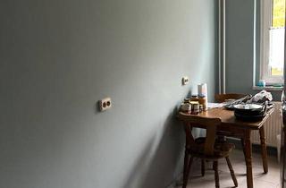 Wohnung kaufen in 07349 Lehesten, Lehesten - 3 Zimmer Eigentumswohnung Teilmöbliertrenoviert