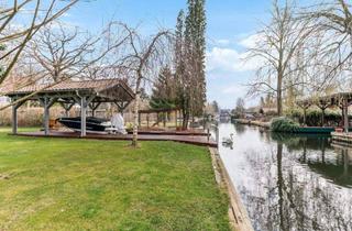 Haus kaufen in 12589 Berlin, Berlin - *Wohnen und Entspannen am Wasser*