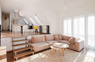 Wohnung kaufen in 10245 Berlin, Berlin - Sonnige Dachgeschosswohnung mit Stil und urbanem Flair im Herzen von Friedrichshain