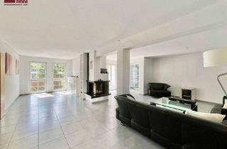 Einfamilienhaus kaufen in 60435 Frankfurt, Frankfurt am Main - Wohnen mit Wohlfühlfaktor: Freistehendes Einfamilienhaus mit TG, Garten und Dachterrasse