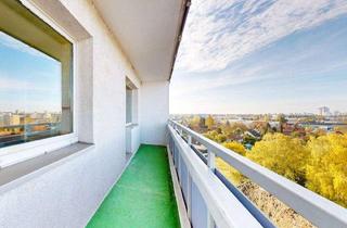 Wohnung kaufen in 12487 Berlin, Berlin - Ruhige 3-Zimmer-Wohnung mit sonnigem Balkon und Umbaumöglichkeit