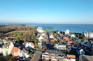 Wohnung kaufen in 27476 Cuxhaven, Großzügige 4-Zimmer-Etagenwohnung mit zwei Balkonen in Meeresnähe von Cuxhaven