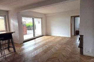 Wohnung kaufen in 51381 Lützenkirchen, Helle und geräumige 2-Zimmerwohnung mit großem Balkon