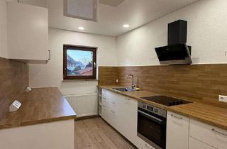 Wohnung kaufen in 79837 Häusern, Top für Jung und Alt! Bezugsbereite, barrierearme und neu renovierte Wohnung in toller Lage!