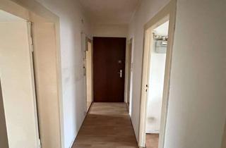 Wohnung kaufen in Grazer Straße, 38112 Veltenhof, Kapitalanlage/Handwerkerchance: 3 Zimmer Wohnung mit viel Potenzial