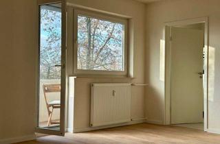 Wohnung kaufen in Holunderweg, 41540 Dormagen, Modernisierte 1-Zimmer-Wohnung mit Einbauküche in Dormagen