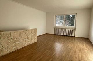 Wohnung mieten in Hinter Der Alten Burg 18, 30629 Misburg-Nord, 5-Zimmerwohnung mit Balkon, Garten und Garage mit direktem Zugang zur Wohnung