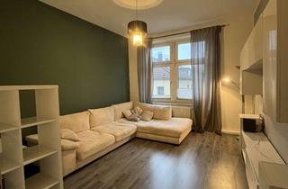 Wohnung mieten in Heckfeldstraße, 45476 Styrum, Helle 2-Zimmer-Wohnung mit Balkon im 2. OG in Mülheim an der Ruhr