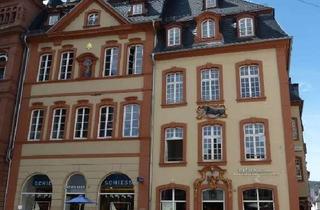 Wohnung mieten in 54290 Innenstadt, ***Provisionsfrei vom Eigentümer*** Exklusive 4-Zimmer-Wohnung mit Blick auf den Hauptmarkt in Trier