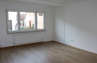 Wohnung mieten in 76149 Neureut, Kleine 3-Zimmer Wohnung, frisch saniert, in Karlsruhe-Neureut