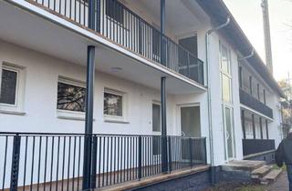 Wohnung mieten in Friedensstraße 14, 55743 Idar-Oberstein, Renovierte 3-Zimmer Wohnung mit Balkon, Einbauküche auf Wunsch