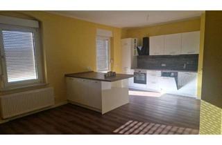 Wohnung mieten in Frankenberger Straße 212, 09131 Ebersdorf, Große 5-Zimmer mit Doppelgarage, Garten, 2xBlk., 2xBad, EBK und Lam. in guter Lage!