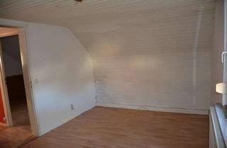 Wohnung mieten in Mästlinstraße 3/1, 73033 Göppingen, Helle 2,5-Zimmer Dachgeschosswohnung in Göppingen