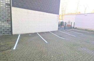 Immobilie mieten in Düsseldorfer Str. 38, 45481 Saarn, Mitten in Saarn - Stellplätze Innenhof