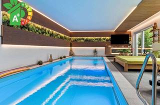 Villa kaufen in 93083 Obertraubling, Luxuriöses Anwesen nahe Regensburg: Großzügige, neuwertige Villa mit Schwimmbad