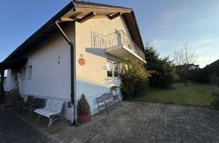 Einfamilienhaus kaufen in 94365 Parkstetten, Einfamilienhaus mit großem Grundstück in Parkstetten - Dachgeschoss noch ausbaufähig