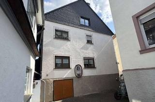 Haus kaufen in 65391 Lorch, Interessantes, großzügiges Ein- bis Zweifamilienhaus mit Rheinblick und großem Weinkeller