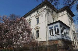 Haus kaufen in 08412 Werdau, Topsaniertes und vollvermietetes Renditeobjekt in guter Lage mit Park, Garagen und Stellplätzen!