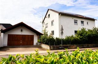 Haus kaufen in 89250 Senden, Großzügiges Zweifamilienhaus mit Option einer 3. Wohnung im Dachgeschoss