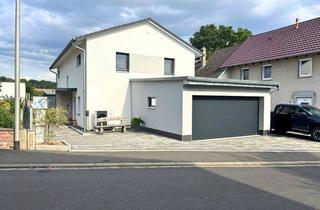 Einfamilienhaus kaufen in 97762 Hammelburg, massiv gebautes KFW 55 Einfamilienhaus inklusive Doppelgarage