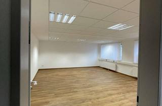 Gewerbeimmobilie mieten in Emil-Sommer-Straße, 28329 Neue Vahr Südwest, Erstbezug nach Sanierung - Mietfläche mit separatem Eingang