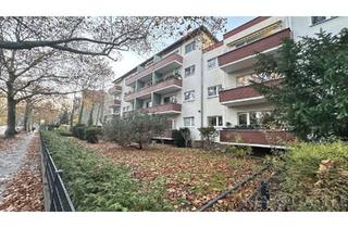 Wohnung kaufen in 12207 Lichterfelde (Steglitz), 2,5 Zimmer-Wohnung mit Südbalkon in ruhiger Straße in Lichterfelde