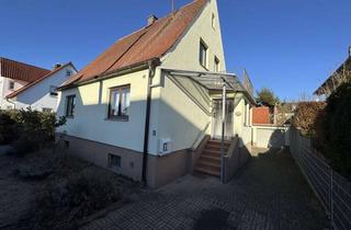 Wohnung kaufen in 85757 Karlsfeld, Großzügiges Einfamilienhaus in Top-Lage von Karlsfeld!