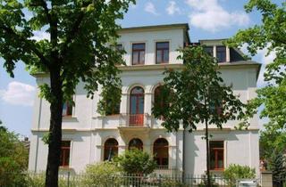 Wohnung mieten in Radeberger Straße 17, 01099 Dresden, Ab Februar 2026: Wunderschöne 2-Zimmer-Wohnung mit Balkon, Parkettboden * Übernahme EBK möglich!