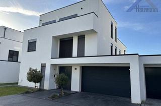 Villa kaufen in 32049 Herford, Moderne Stadtvilla mit Einliegerwohnung in Herford - Holzmann Immobilien