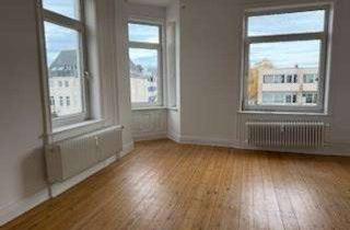 Wohnung mieten in 24103 Kiel, Schöne Altbauwohnung in beliebter Wohnlage - bezugsfrei!