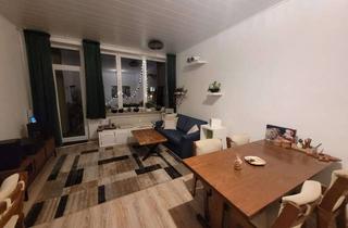 Wohnung mieten in 24103 Exerzierplatz, Sonnige 2,5-Zimmer Wohnung mit Balkon direkt am Exerzierplatz