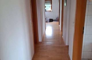 Wohnung mieten in Tannsbergstraße 23, 88213 Ravensburg, Gepflegte 2,5-Zimmer Dachgeschosswohnung in Ravensburg