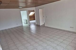 Wohnung mieten in 63579 Freigericht, Geräumige 4-Zimmer Dachgeschosswohnung mit Balkon in Freigericht