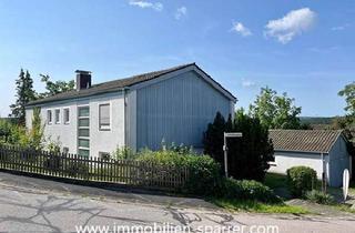 Einfamilienhaus kaufen in 92533 Wernberg-Köblitz, Charmantes Einfamilienhaus mit Doppelgarage und Balkon in Wernberg-Köblitz