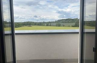 Immobilie mieten in Alfred-Döblin-Allee 46, 12529 Schönefeld, Großzügige 4-Zimmer-Wohnung (108 m²) mit 3 Balkonen, EBK & Stellplatz – ideal für Familien