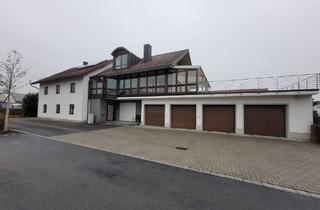 Haus kaufen in 94554 Langenisarhofen, Großzügiges 3-Parteienhaus Nähe Osterhofen/Langenisarhofen