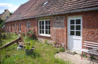 Haus kaufen in 16866 Gumtow, Ländlich gelegenes Doppelhaus mit schöner Werkstatt und Potential - teilsaniert -