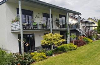 Haus kaufen in 56288 Kastellaun, Kastellaun - Zweifamilienhaus in Lahr | Massivbau | PV-Anlage | von privat