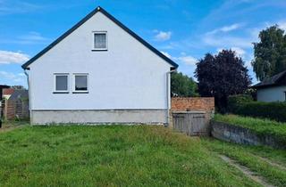 Einfamilienhaus kaufen in 17094 Burg Stargard, Burg Stargard - Einfamilienhaus - freistehend, sanierungsbedürftigt