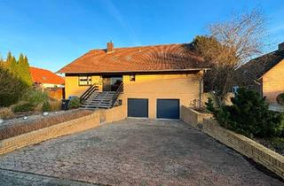 Einfamilienhaus kaufen in 38550 Isenbüttel, Isenbüttel - Einfamilienhaus mit Einliegerpotenzial und großem Grundstück